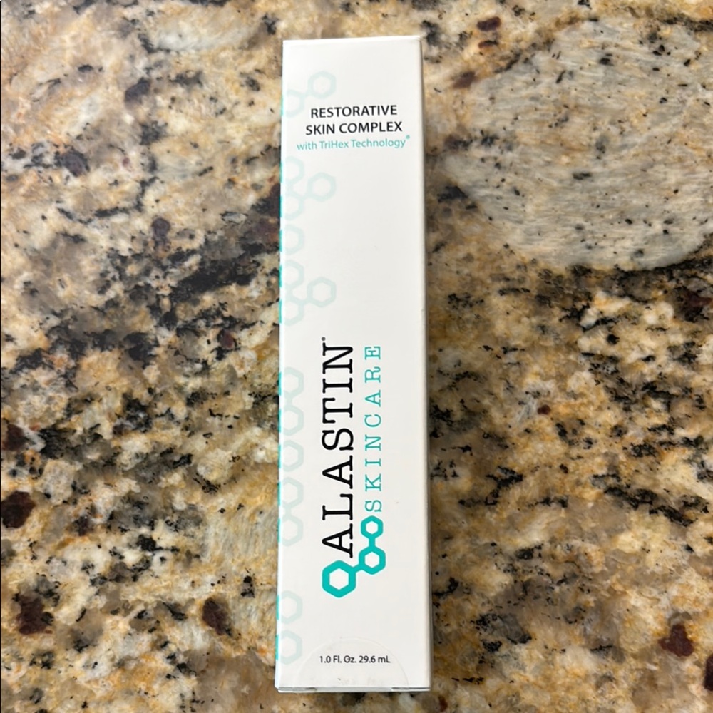 Skincare Restorative Skin Complex - White
